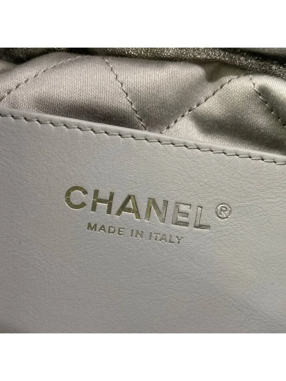Chanel Handbag 22 Mini Silver Lambskin